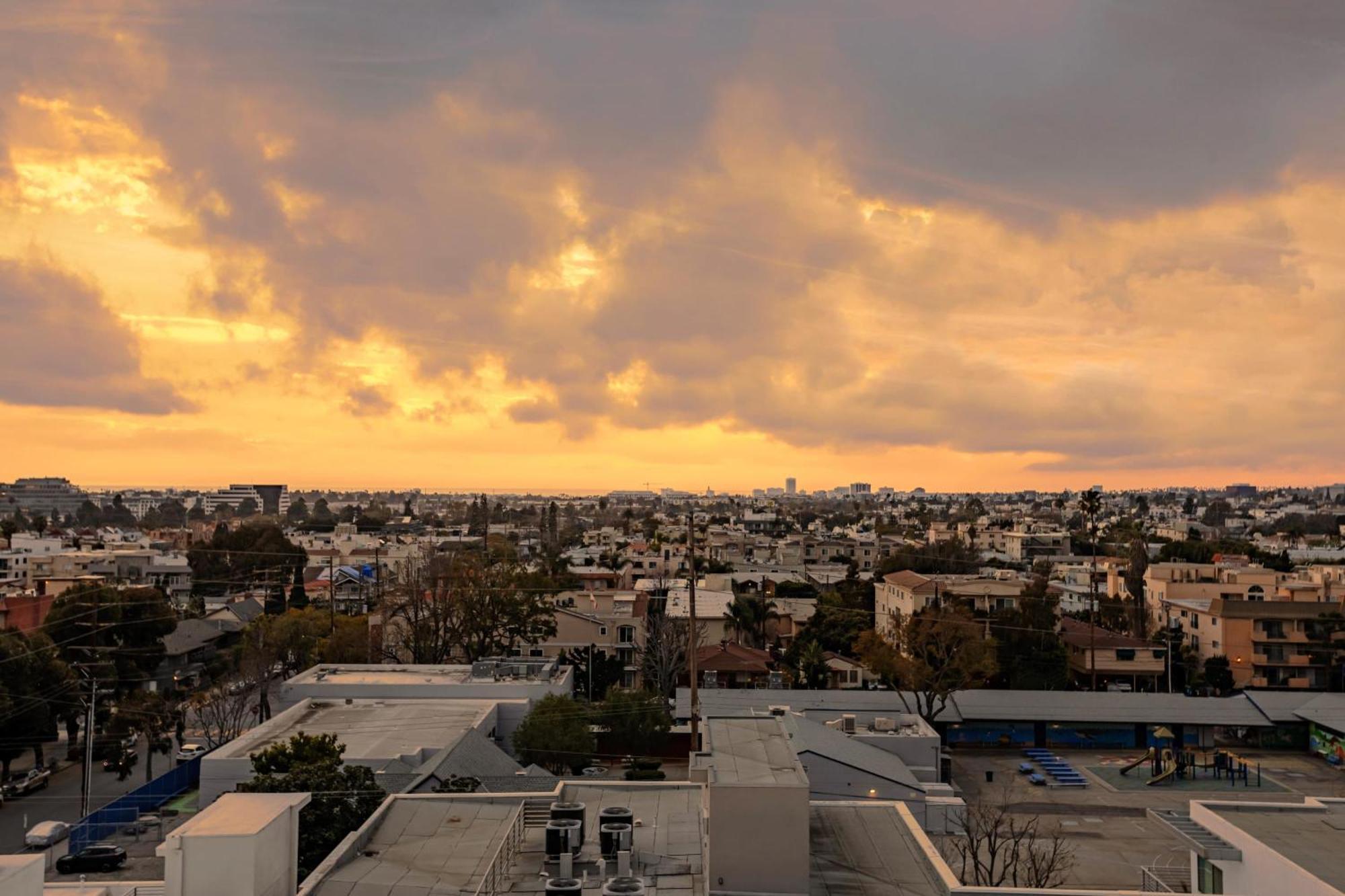 Stylish Near Ucla Coliving Suite W In Unit W&D Los Angeles Extérieur photo